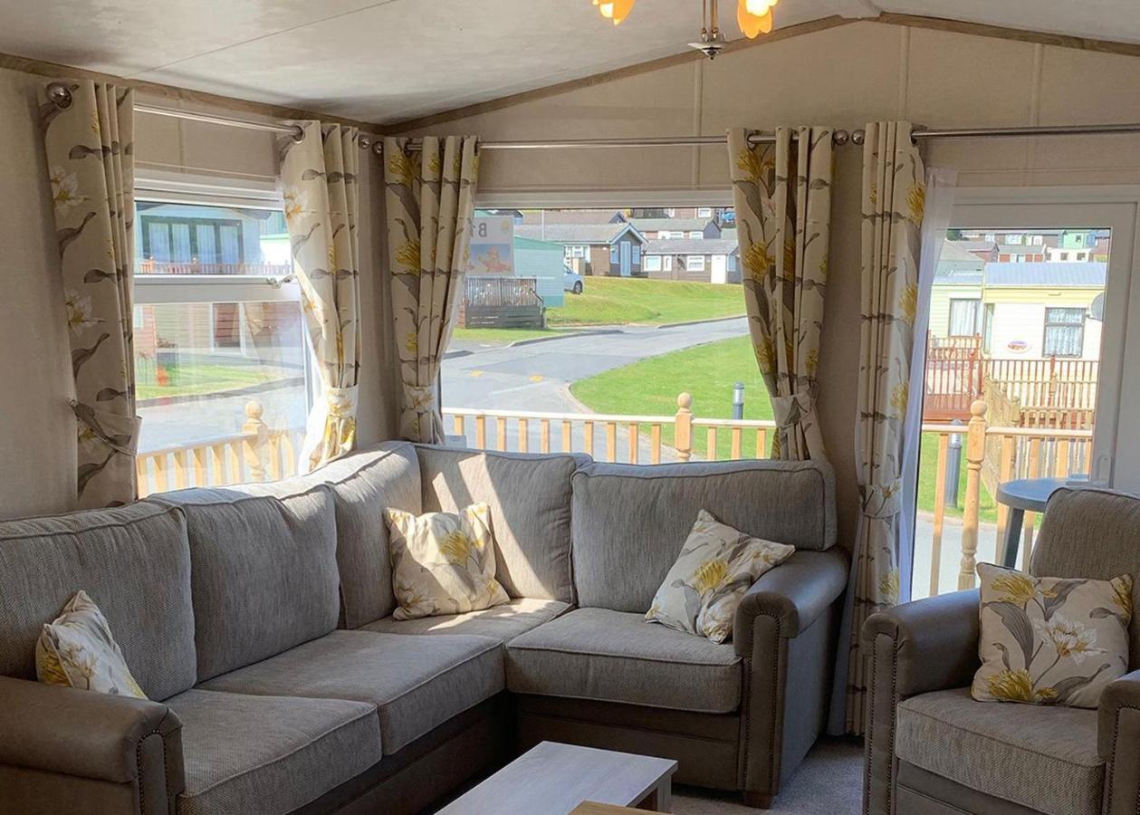 Ocean Heights Holiday Park New Quay  Eksteriør billede